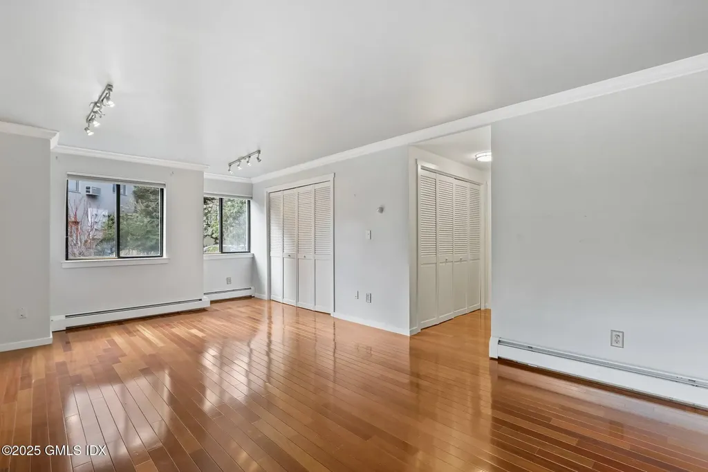 12 Glenville Street Greenwich CT 06831