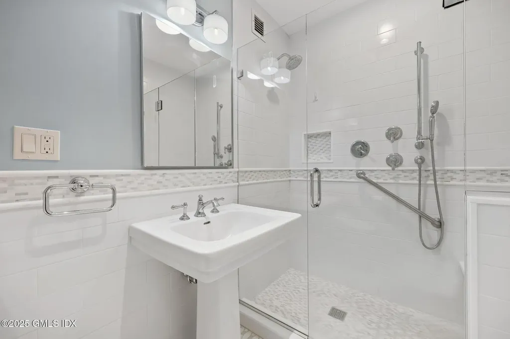 1 Putnam Hill Greenwich CT 06830