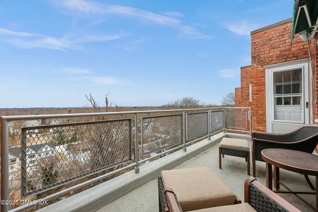 1 Putnam Hill Greenwich CT 06830