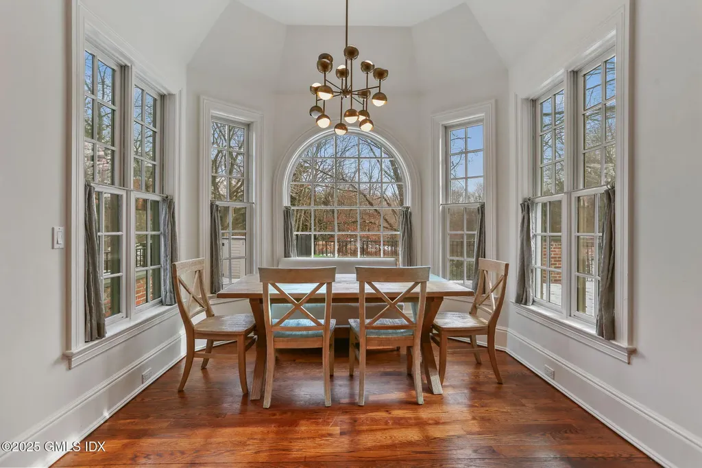 70 Sherwood Avenue Greenwich CT 06831