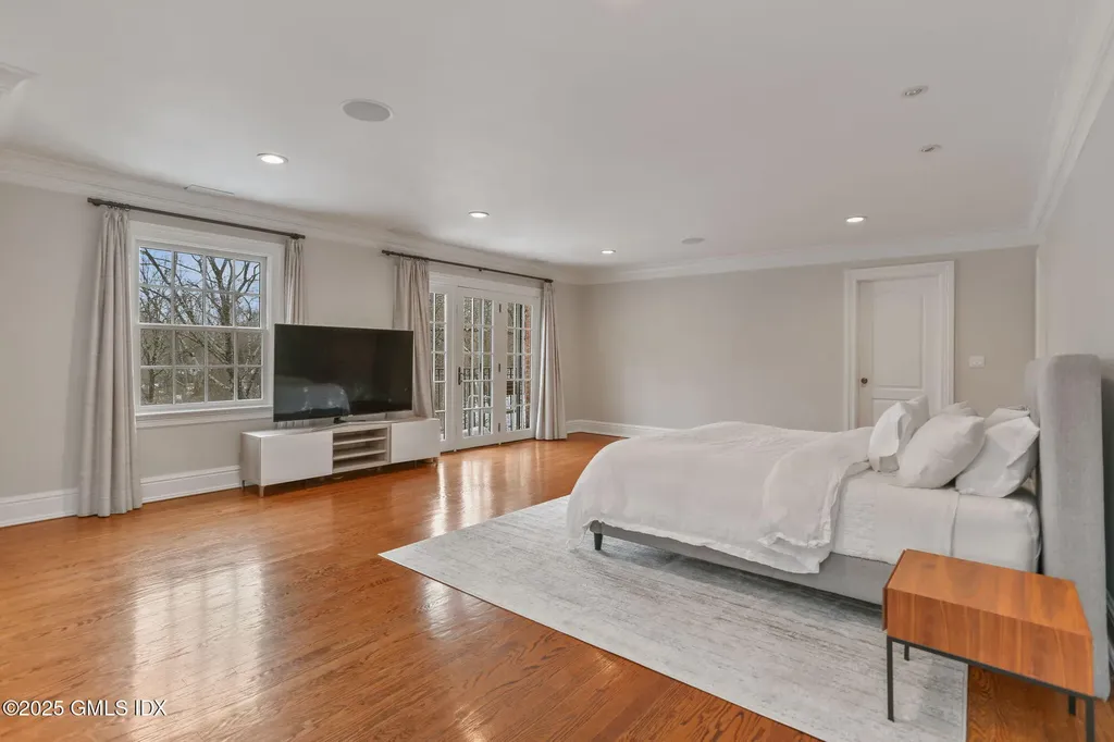 70 Sherwood Avenue Greenwich CT 06831