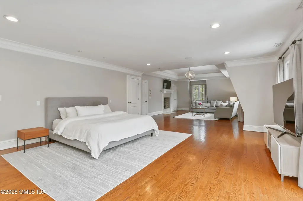 70 Sherwood Avenue Greenwich CT 06831