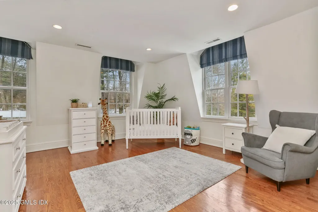 70 Sherwood Avenue Greenwich CT 06831