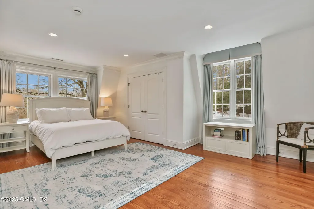 70 Sherwood Avenue Greenwich CT 06831