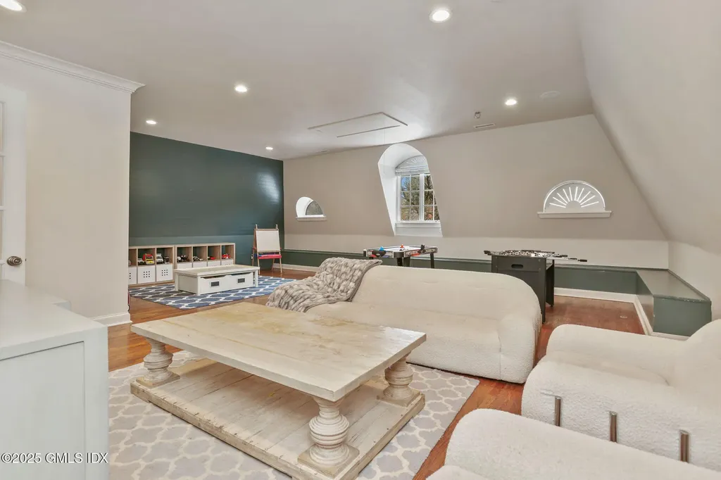 70 Sherwood Avenue Greenwich CT 06831