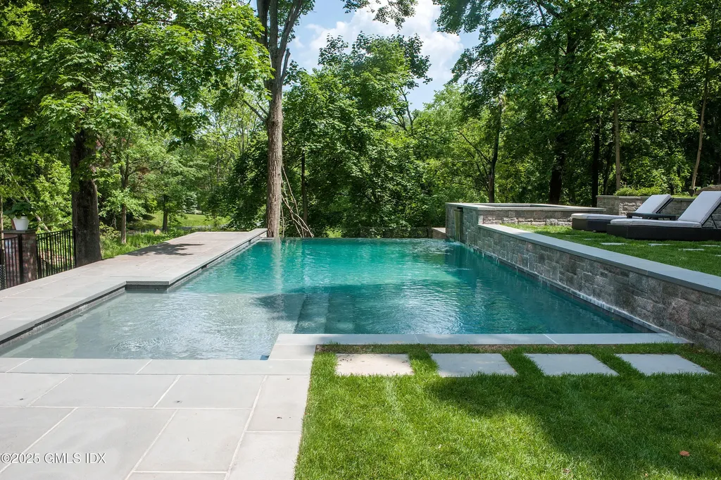 70 Sherwood Avenue Greenwich CT 06831