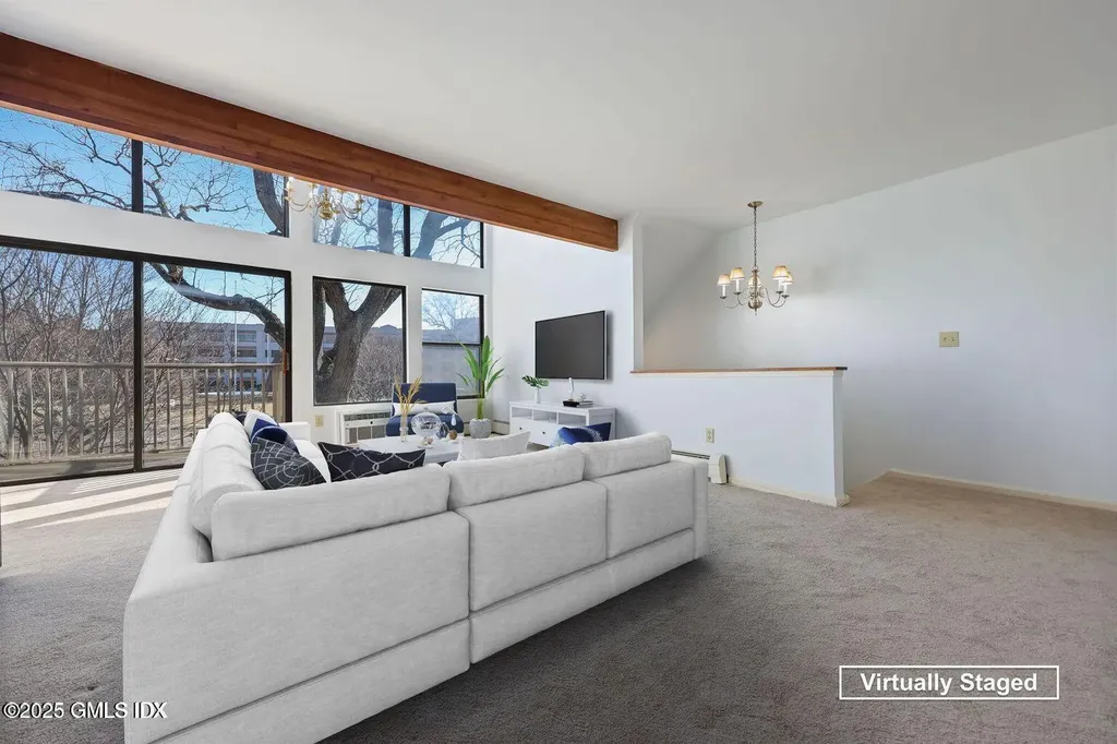 1465 E Putnam Avenue Old Greenwich CT 06870