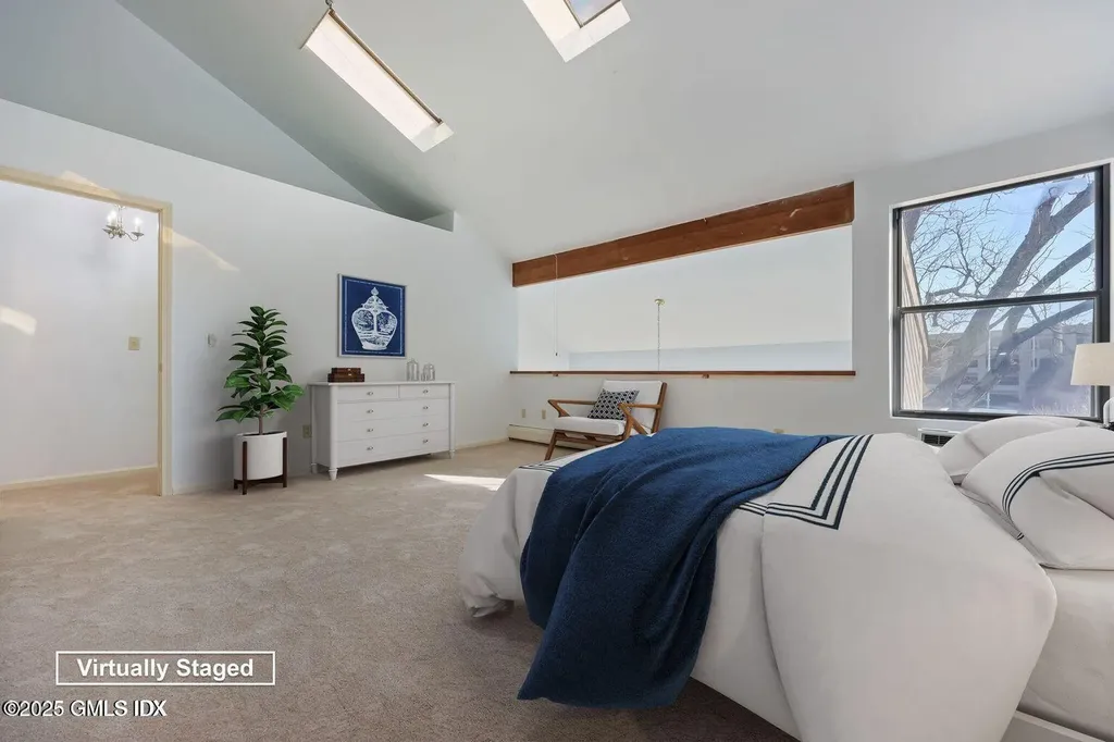 1465 E Putnam Avenue Old Greenwich CT 06870