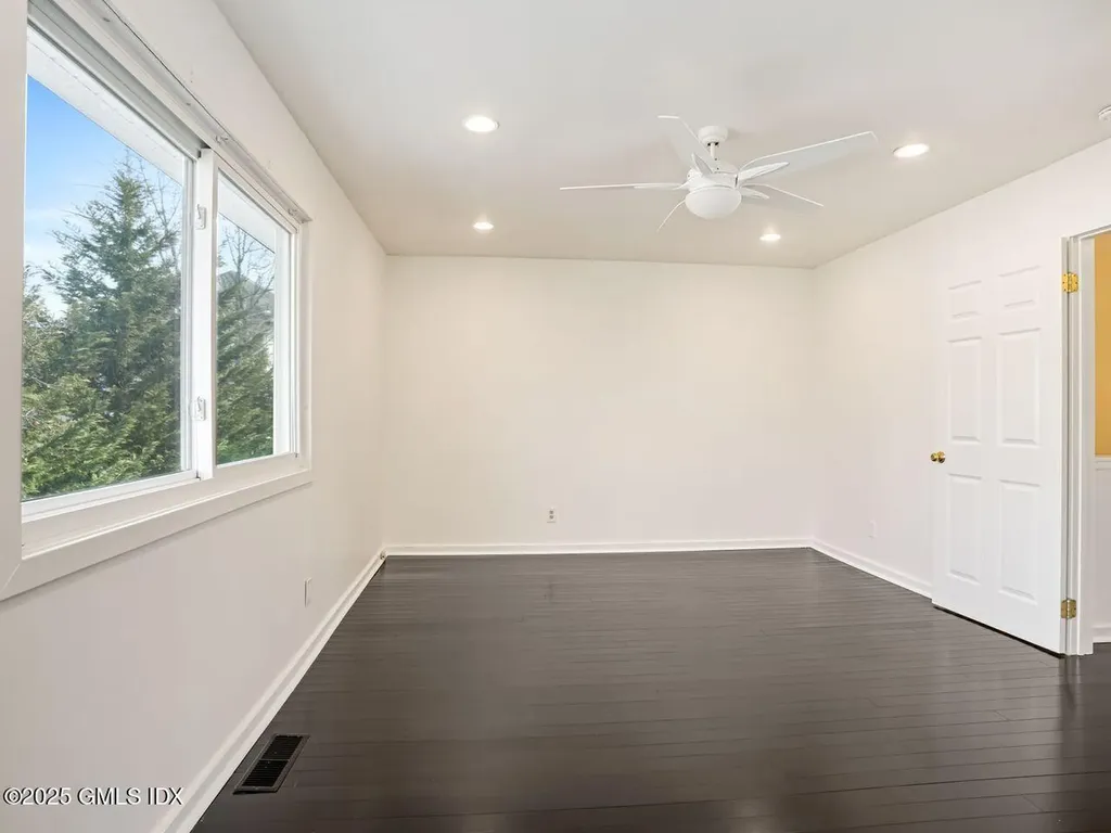 328 Hamilton Avenue Greenwich CT 06830