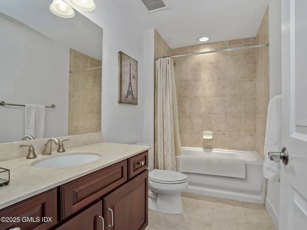 77 Havemeyer Lane Stamford CT 06902