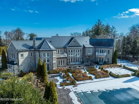 8 Lindsay Drive Greenwich CT 06830