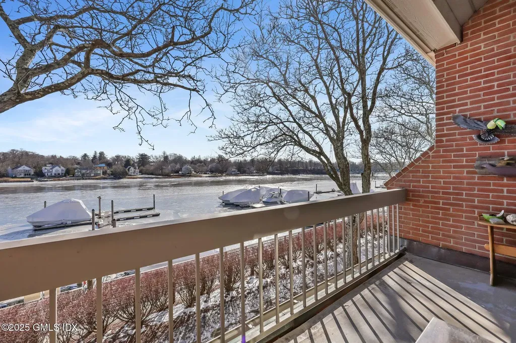 15 River Road Cos Cob CT 06807
