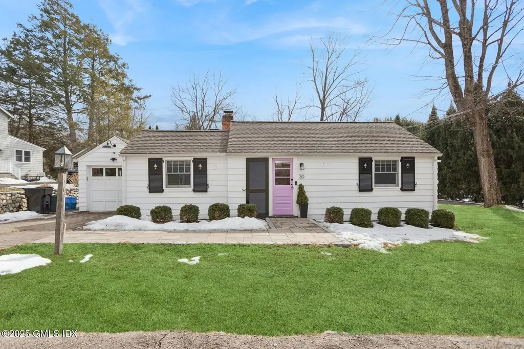 30 Knapp Lane New Canaan CT 06840
