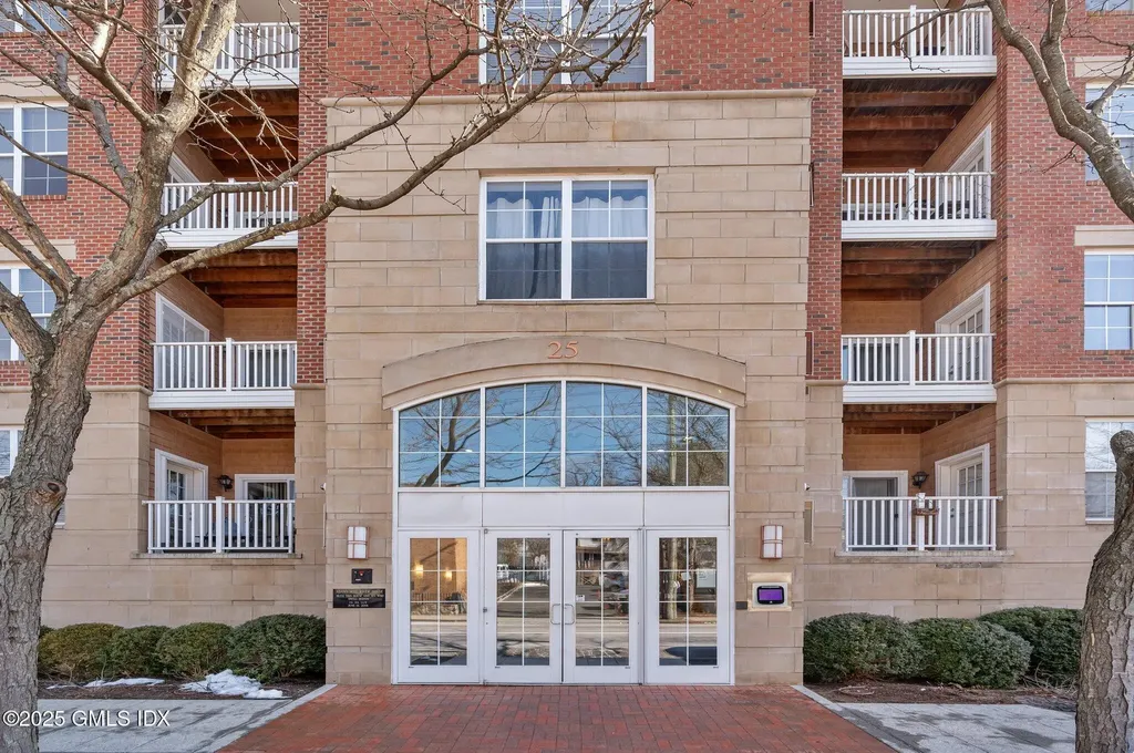 25 Adams Avenue Stamford CT 06902