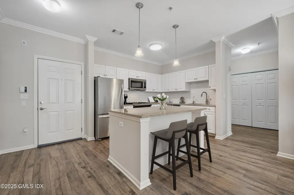 25 Adams Avenue Stamford CT 06902