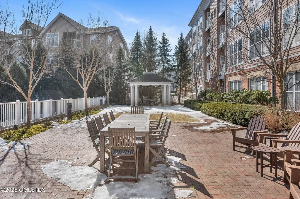 25 Adams Avenue Stamford CT 06902