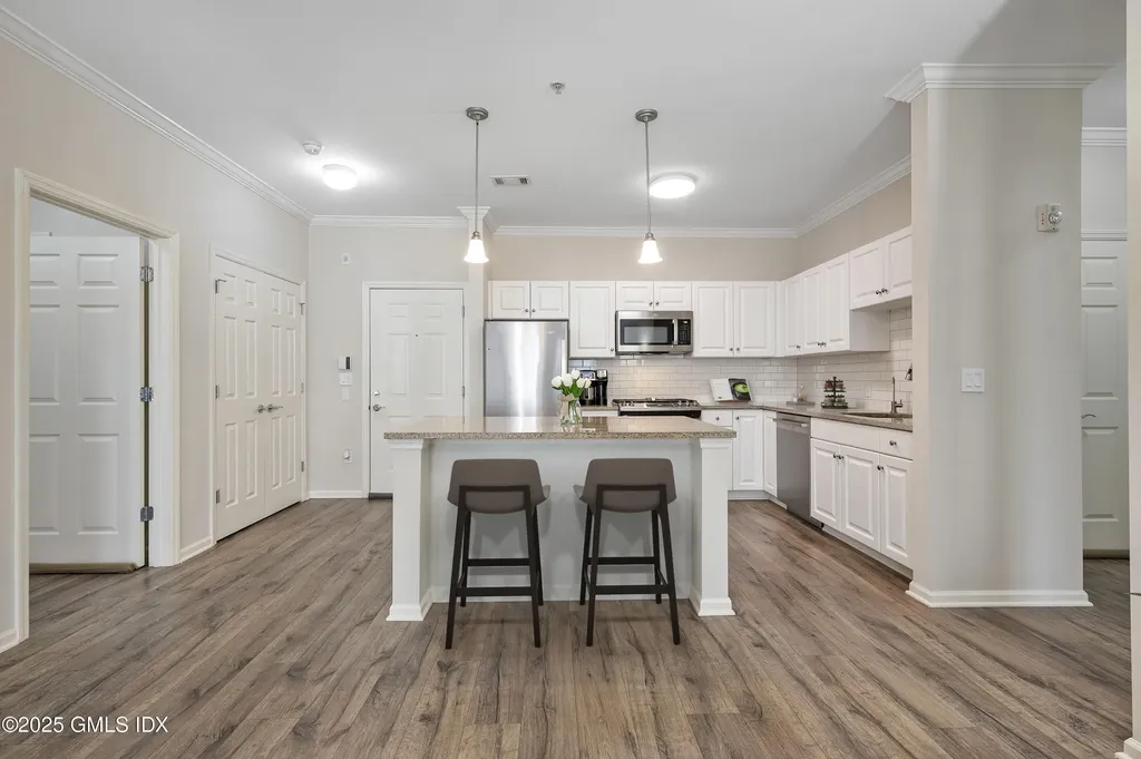 25 Adams Avenue Stamford CT 06902