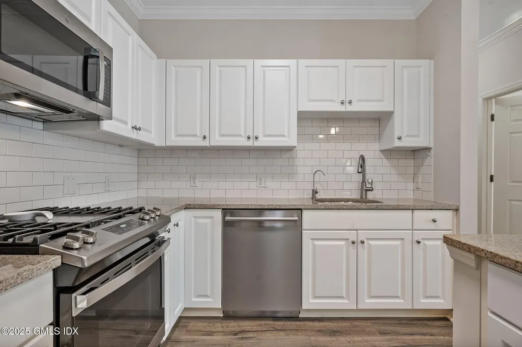 25 Adams Avenue Stamford CT 06902