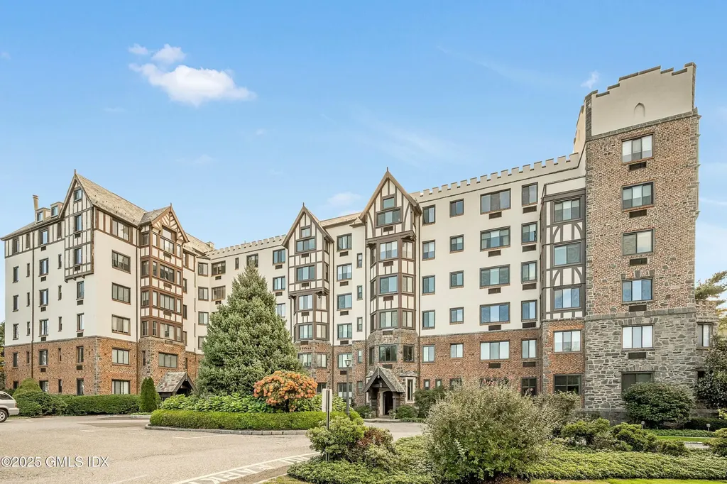 47 Lafayette Place Greenwich CT 06830
