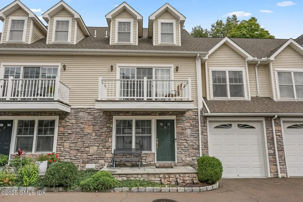 39 Maple Tree Avenue Stamford CT 06906