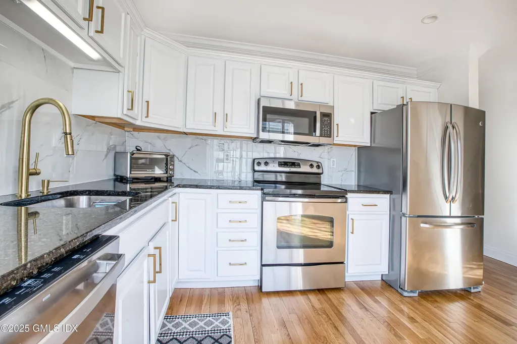 39 Maple Tree Avenue Stamford CT 06906