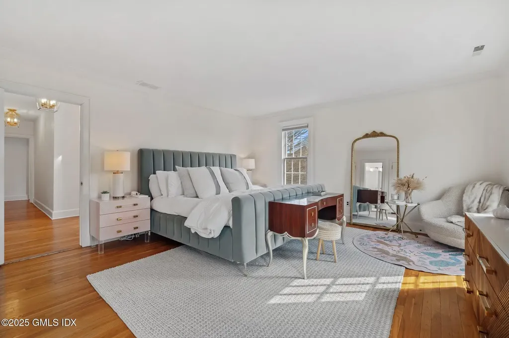 28 Tomac Avenue Old Greenwich CT 06870