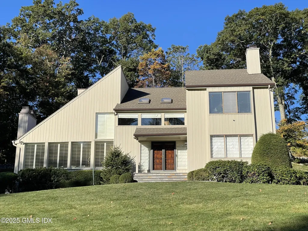 30 Ridge Brook Lane Stamford CT 06903