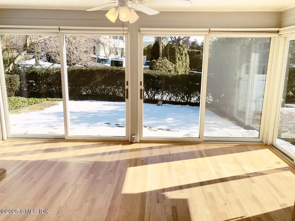 11 Willowmere Avenue Riverside CT 06878