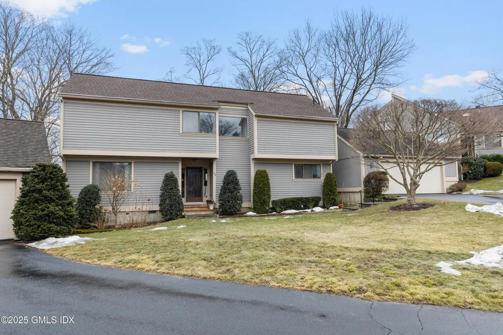 404 W Lyon Farm Drive Greenwich CT 06831