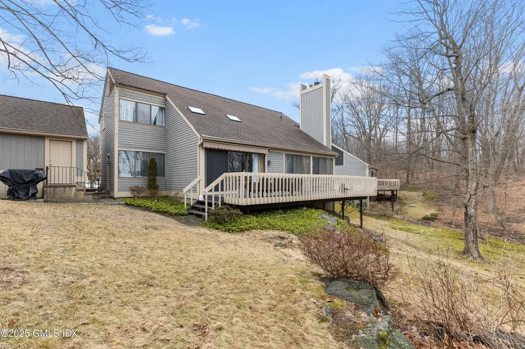 404 W Lyon Farm Drive Greenwich CT 06831