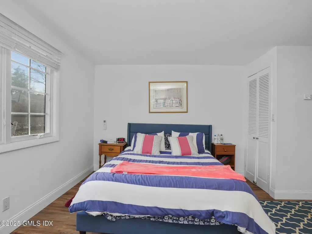 31 Summit Road Riverside CT 06878