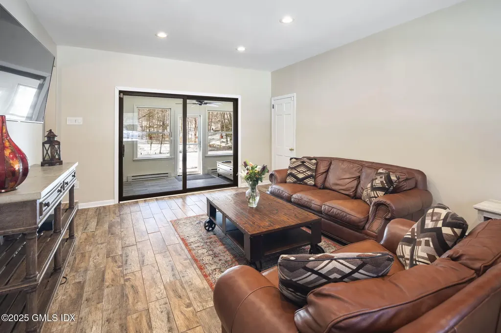 27 Wind Mill Circle Stamford CT 06903