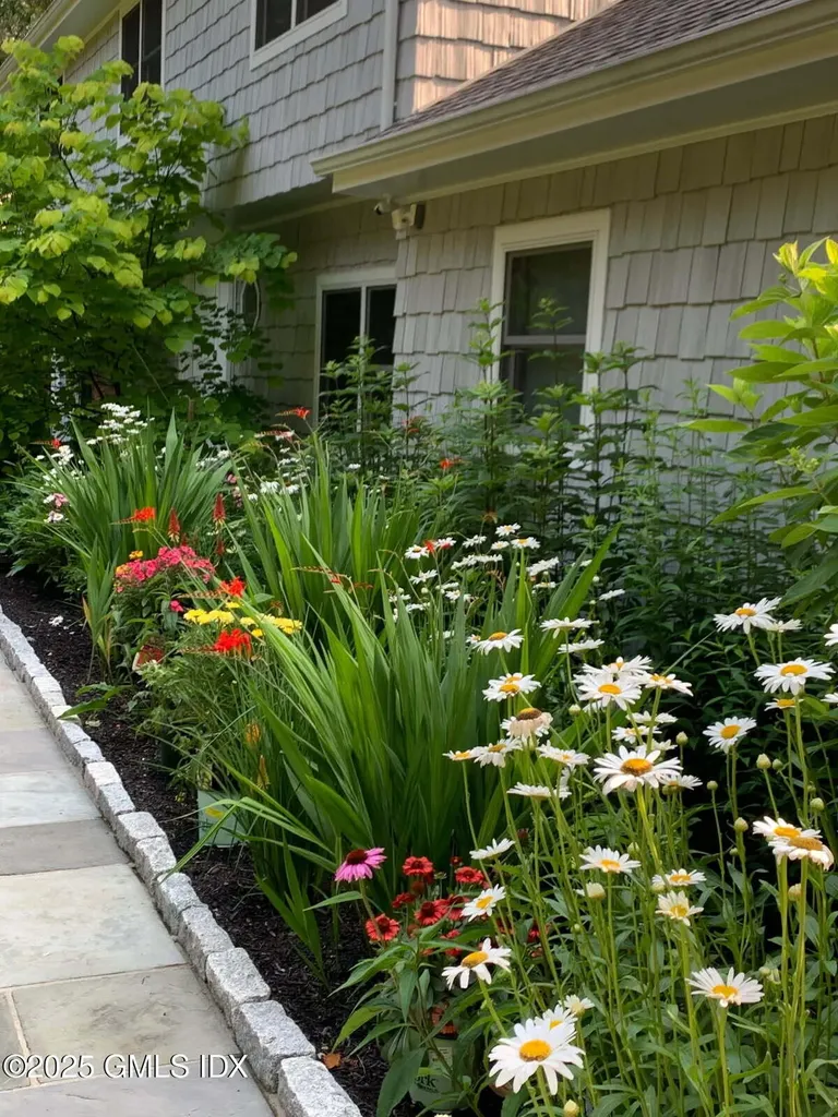 27 Wind Mill Circle Stamford CT 06903