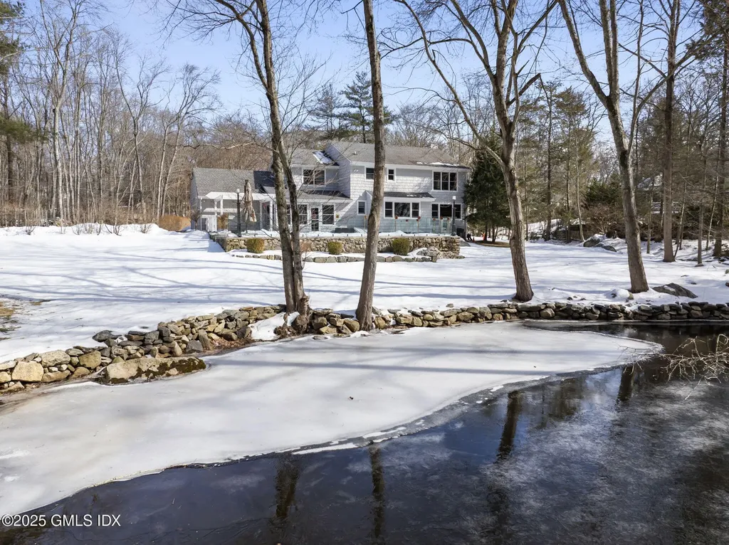 27 Wind Mill Circle Stamford CT 06903