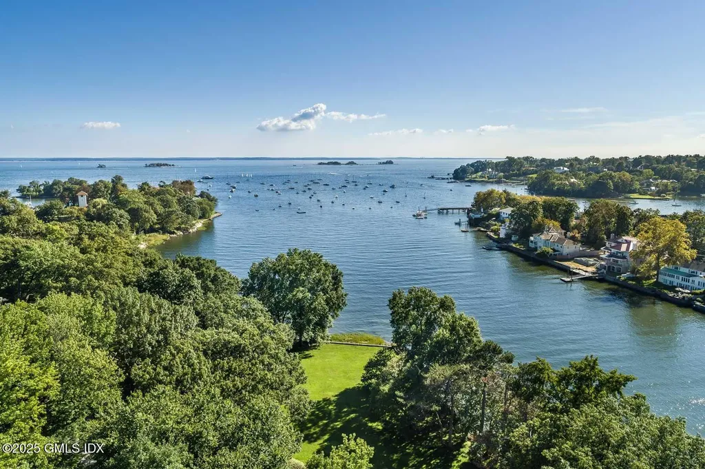 2 Vista Drive Greenwich CT 06830
