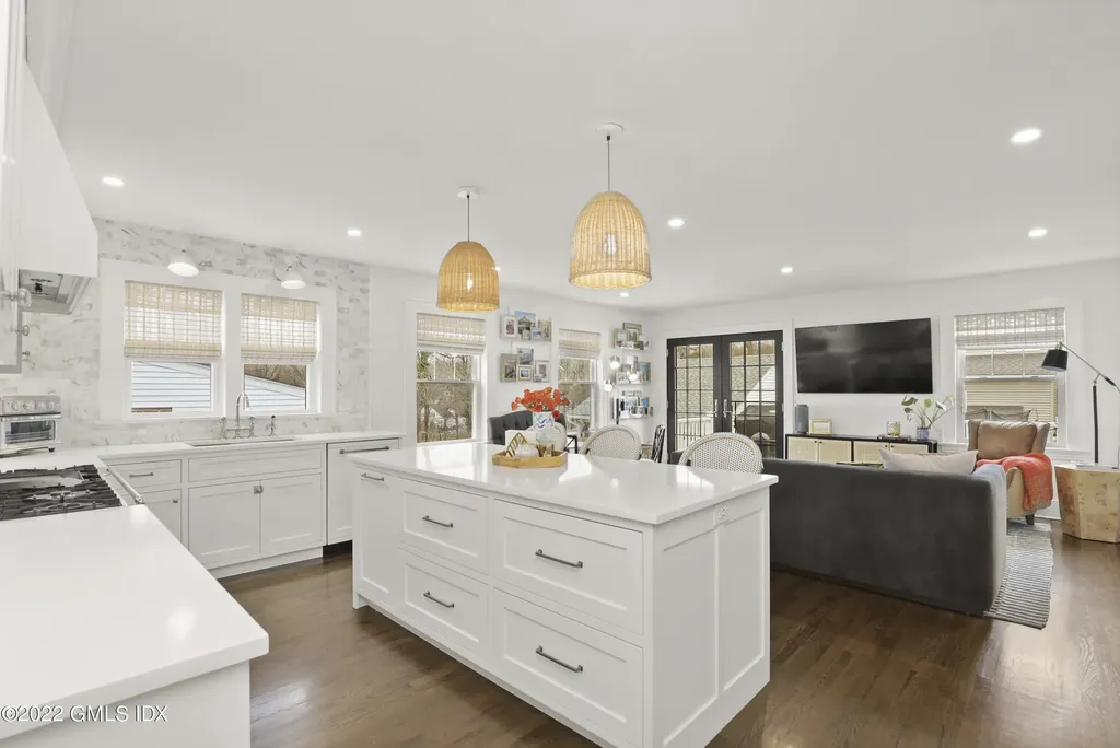 34 Hassake Road Old Greenwich CT 06870