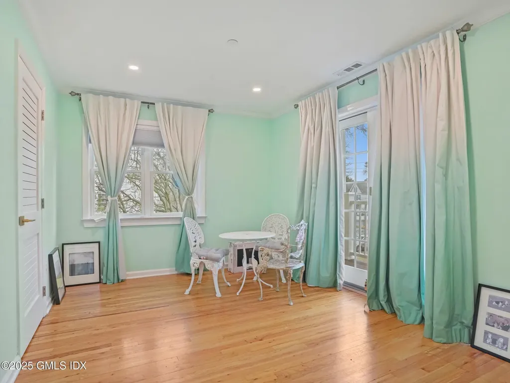 51 Forest Avenue Old Greenwich CT 06870