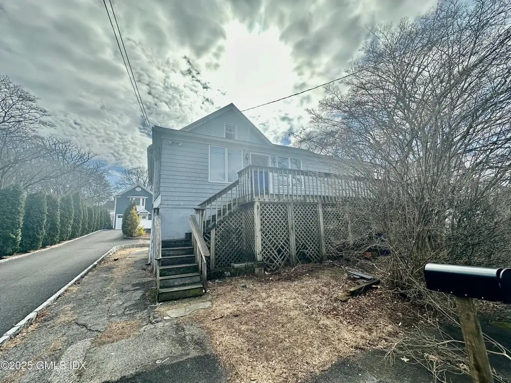 33 Moshier Street Greenwich CT 06831