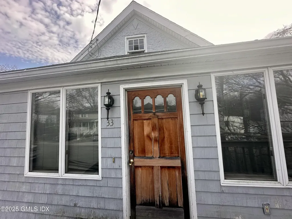 33 Moshier Street Greenwich CT 06831