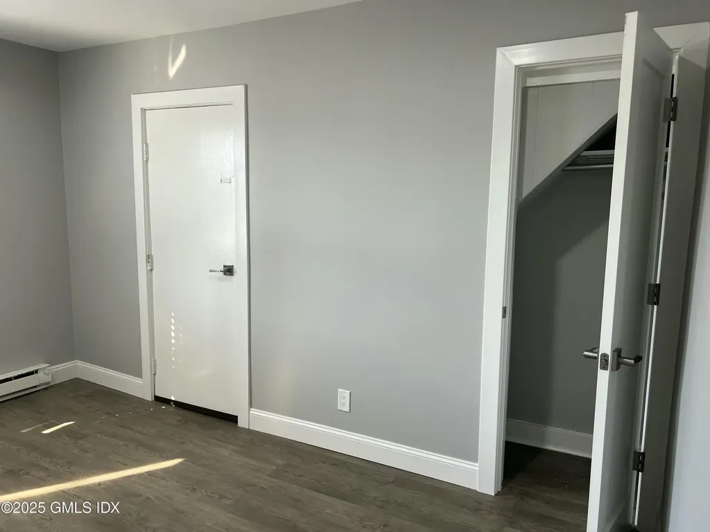 168 N Water Street Greenwich CT 06830