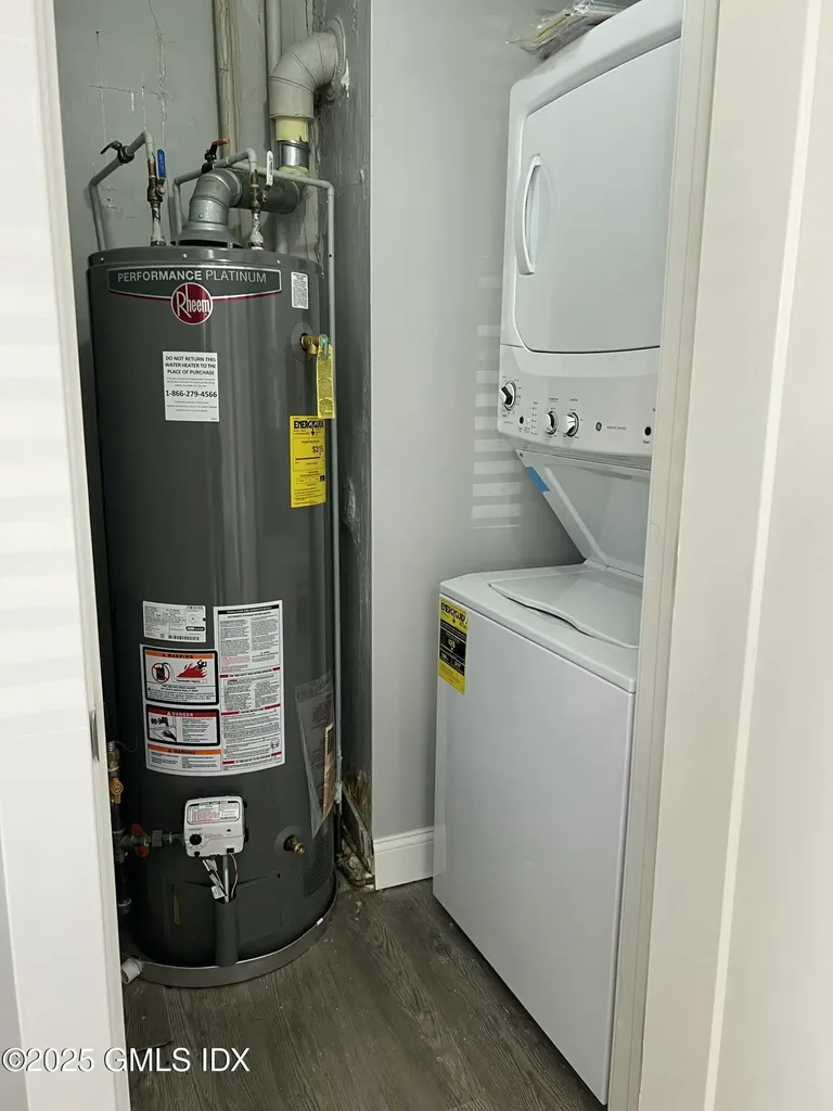 168 N Water Street Greenwich CT 06830