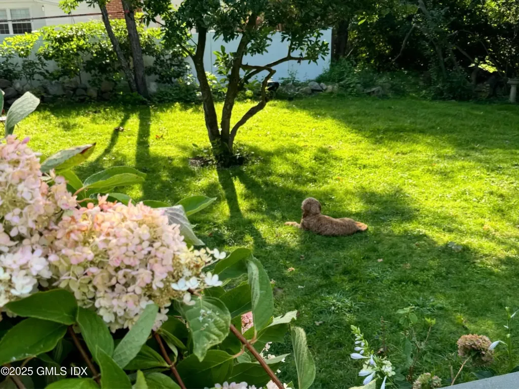 35 Druid Lane Riverside CT 06878