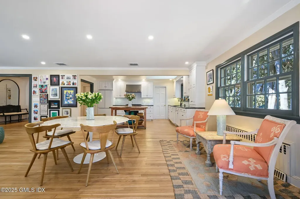 35 Druid Lane Riverside CT 06878