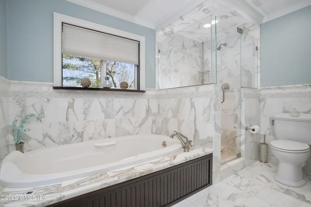 49 Le Grande Avenue Greenwich CT 06830