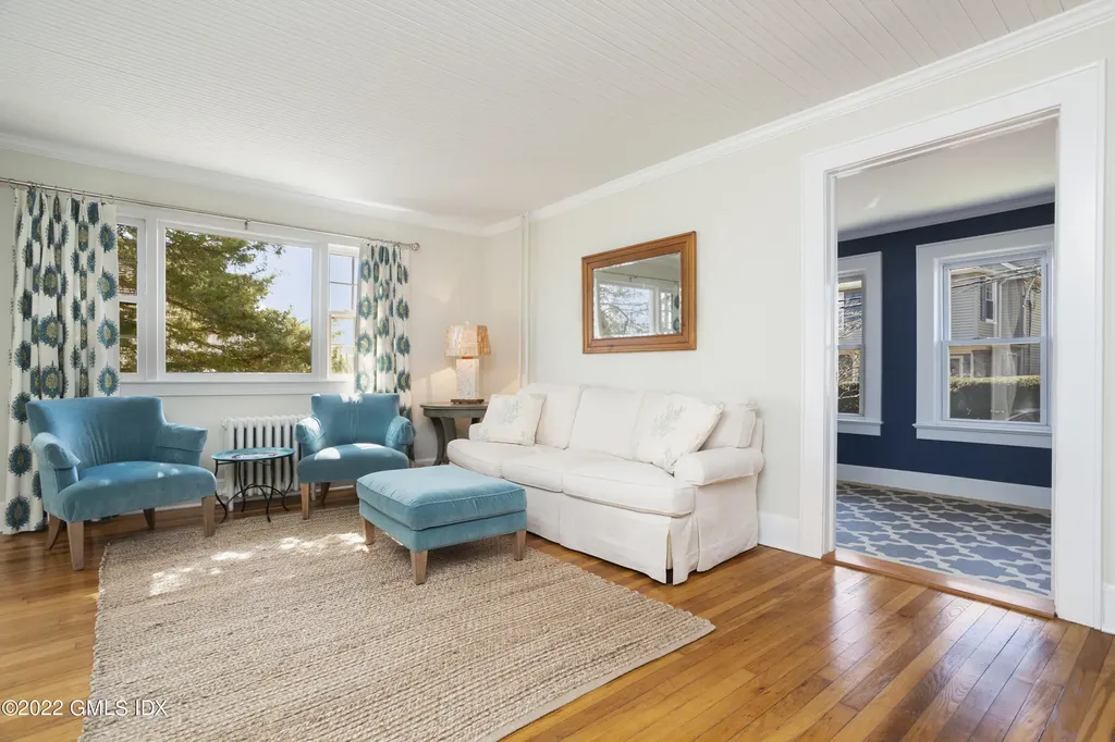 49 Le Grande Avenue Greenwich CT 06830