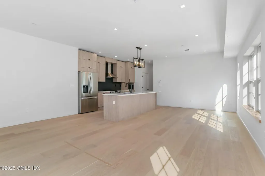 63 Church Street Greenwich CT 06830