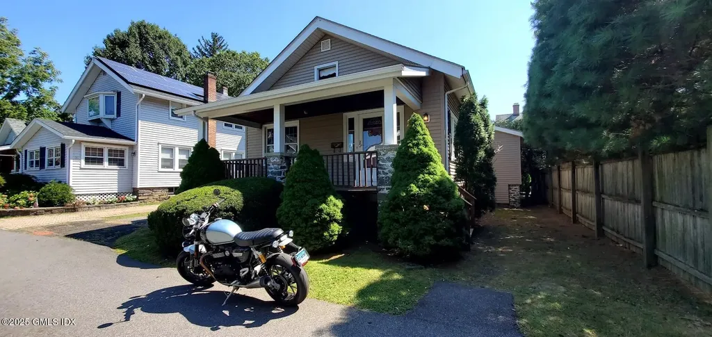 3 Relay Court Cos Cob CT 06807