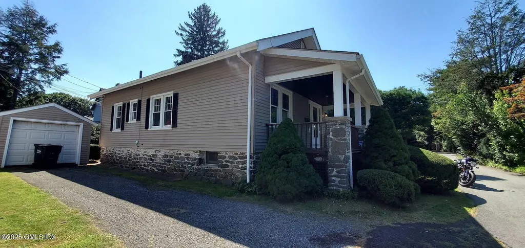 3 Relay Court Cos Cob CT 06807