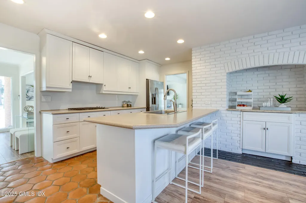 7 Cherry Tree Lane Riverside CT 06878