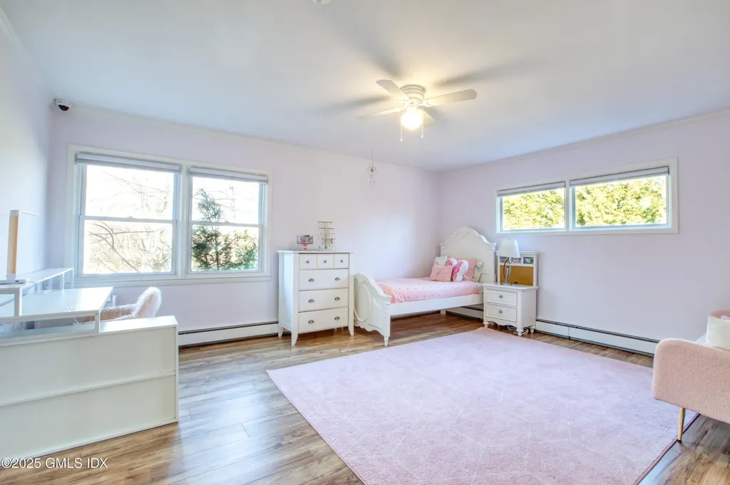 7 Cherry Tree Lane Riverside CT 06878